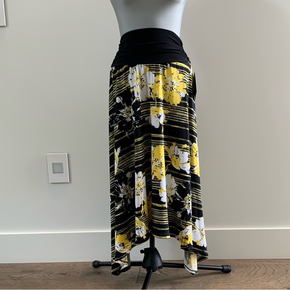 I.N. Studio  Maxi Dress/ Skirt. Can be worn two ways